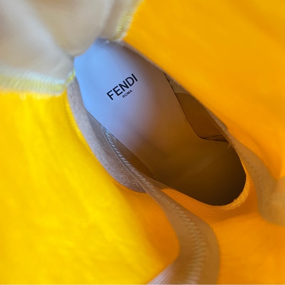 Fendi Jacquard FF monogrammed Mesh Knit Yellow boots - Picture 14 of 16